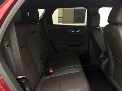 2025 Chevrolet Blazer - Photo 33