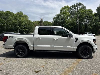 2026 Ford F-150 — photo 8 view