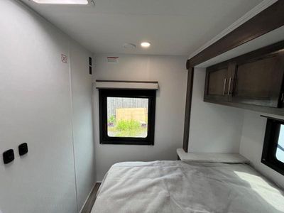 2026 Entegra Coach Odyssey SE - Photo 15
