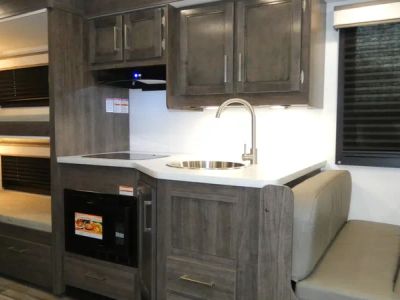 2026 Entegra Coach Odyssey-SE - Photo 7