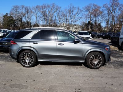 2025 Mercedes-Benz GLE - Photo 2