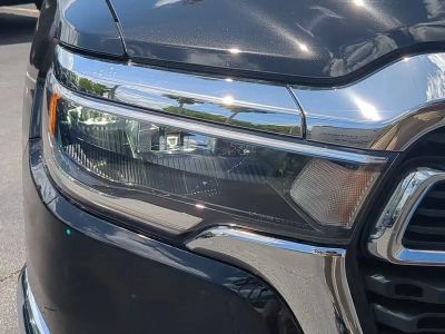 2026 Ram 1500 — photo 10 view