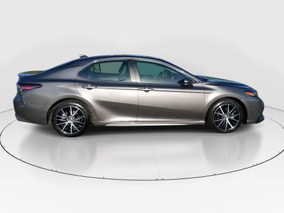 2024 Toyota Camry - Photo 8