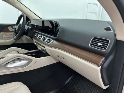 2026 Mercedes-Benz GLE — photo 64 view