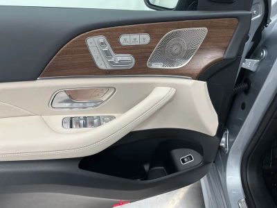 2026 Mercedes-Benz GLE — photo 11 view