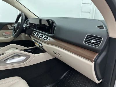 2026 Mercedes-Benz GLE — photo 29 view