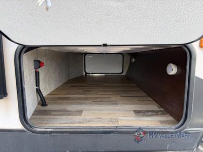 2016 Winnebago Industries Towables Ultralite - Photo 9