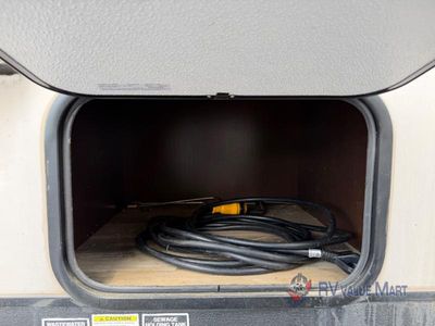 2016 Winnebago Industries Towables Ultralite - Photo 7