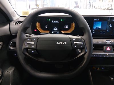 2025 Kia K4 - Photo 12