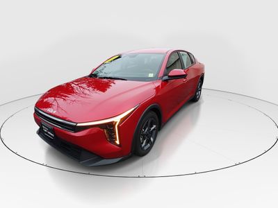 2025 Kia K4 - Photo 3