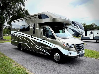2022 Winnebago View — front three-quarter view