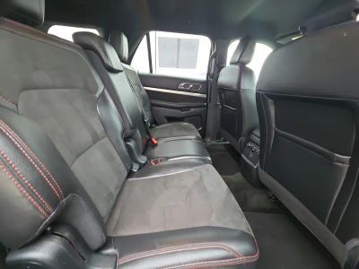 2018 Ford Explorer — photo 14 view