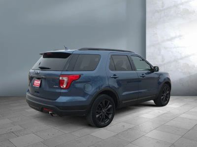 2018 Ford Explorer — engine compartment view