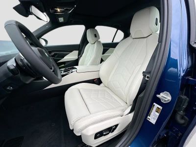 2026 BMW 5 Series — photo 15 view