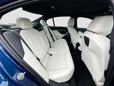 2026 BMW 5 Series — photo 22 view