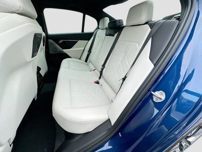 2026 BMW 5 Series — photo 19 view