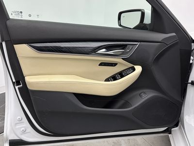 2024 Cadillac CT5 - Photo 10