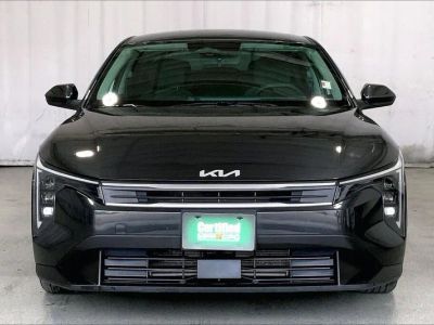 2025 Kia K4 — side profile view