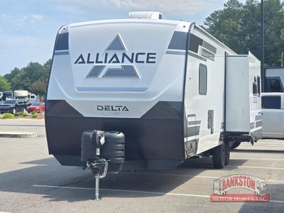 2026 Delta 292RL — engine compartment view