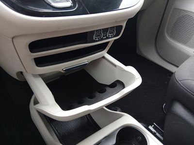 2023 Chrysler Voyager - Photo 20