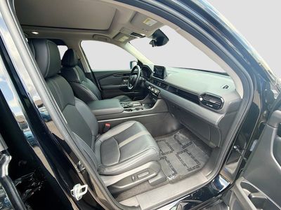 2023 Honda Pilot — photo 32 view
