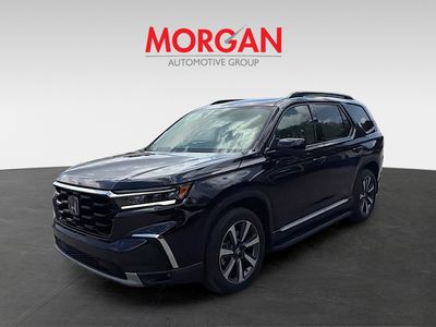 2023 Honda Pilot — rear three-quarter view
