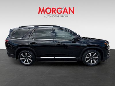 2023 Honda Pilot — photo 8 view