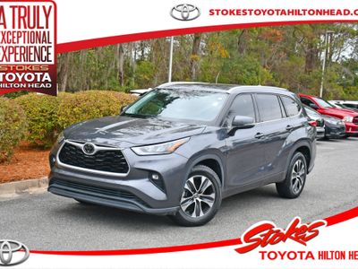 2020 Toyota Highlander - Photo 1