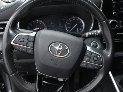 2020 Toyota Highlander - Photo 13