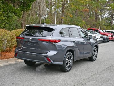 2020 Toyota Highlander - Photo 4