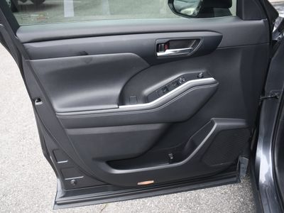 2020 Toyota Highlander - Photo 10