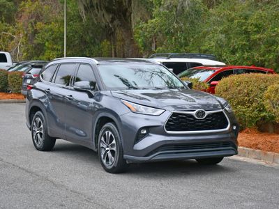 2020 Toyota Highlander - Photo 6
