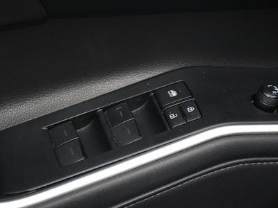 2020 Toyota Highlander - Photo 11