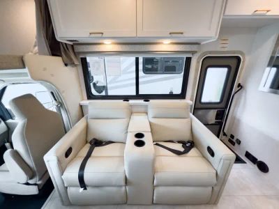 2027 Thor Motor Coach CHATEAU - Photo 14