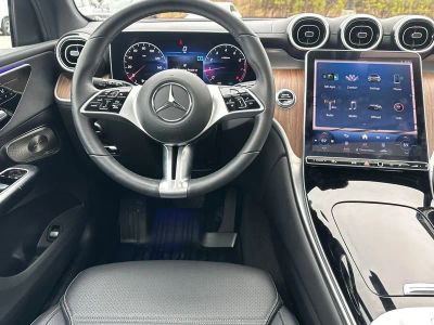 2023 Mercedes-Benz GLC - Photo 2