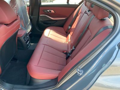 2026 BMW 3 Series - Photo 7
