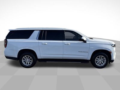 2021 Chevrolet Suburban - Photo 4