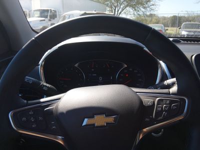 2024 Chevrolet Equinox — photo 12 view