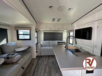 2024 Roamer Light Duty 244RLS - Photo 11