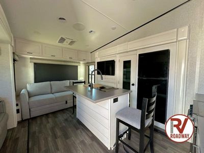 2024 Roamer Light Duty 244RLS - Photo 10