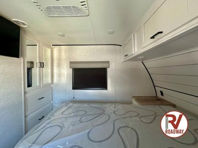 2024 Roamer Light Duty 244RLS - Photo 25