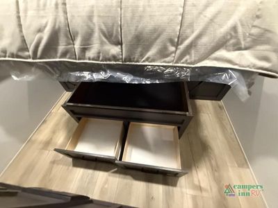 2026 Forest River RV Rockwood Ultra Lite — photo 42 view