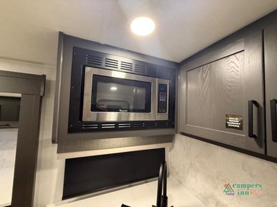 2026 Forest River RV Rockwood Ultra Lite — photo 36 view