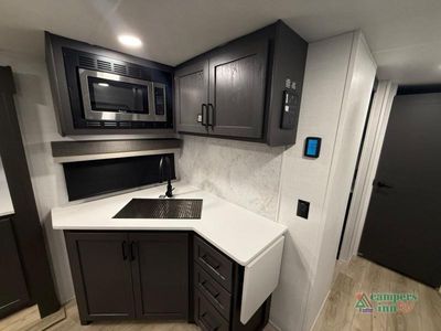 2026 Forest River RV Rockwood Ultra Lite — photo 33 view