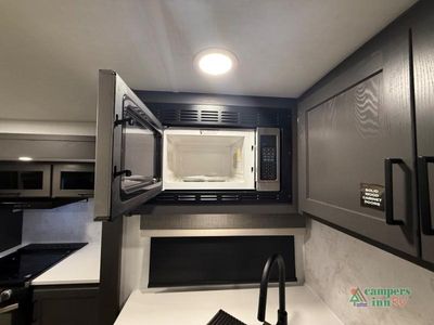 2026 Forest River RV Rockwood Ultra Lite — photo 37 view
