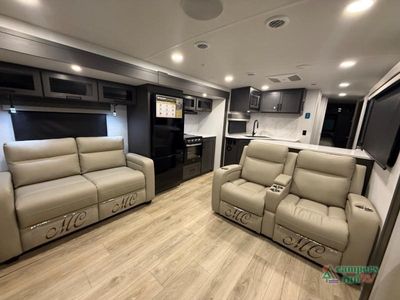 2026 Forest River RV Rockwood Ultra Lite — photo 9 view