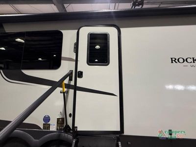 2026 Forest River RV Rockwood Ultra Lite — photo 11 view