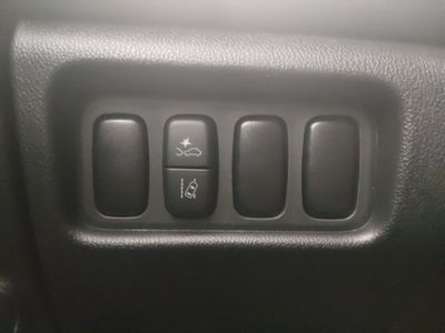2025 Mitsubishi Outlander Sport — photo 13 view