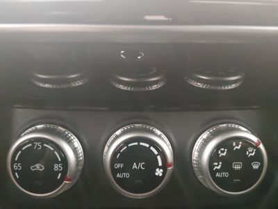 2025 Mitsubishi Outlander Sport — photo 18 view