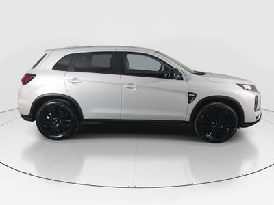 2025 Mitsubishi Outlander Sport — photo 8 view